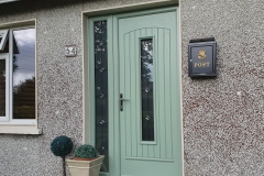 Palladio-Composite-Door-Seville-with-decor-glass-TG8-frosted-back-External-Chartwell-Green-01