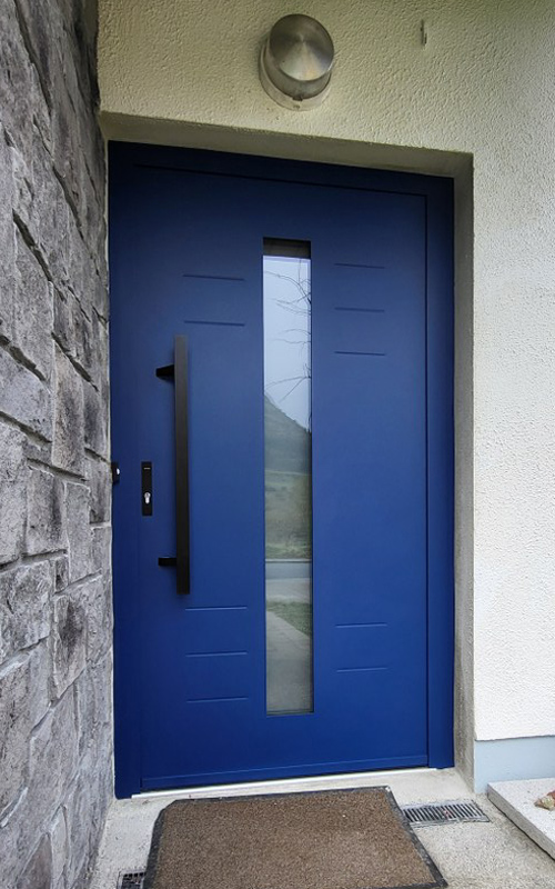 01 Vetrex Premium Door 70 Model Lumiere Colour Navy Blue RAL 5003T Flash Pull Handle Black 800mm